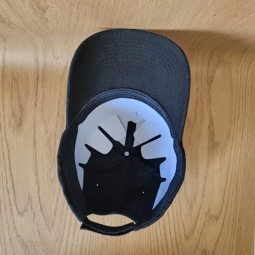 Solid Black Cap - Picture 4 of 4